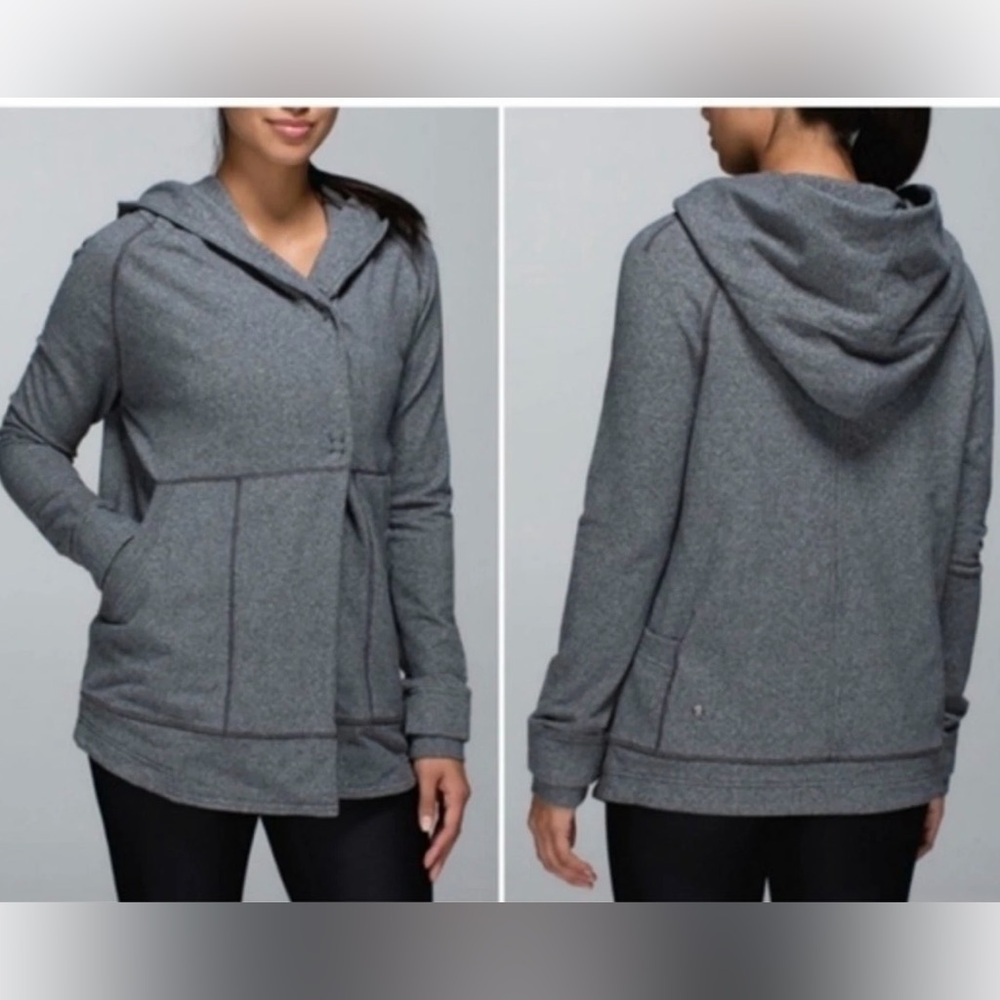 Lululemon Size 4 Gray Snap Hooded Athletic Centre Wrap Jacket